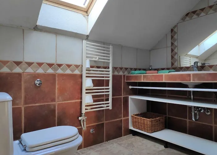 Apartamento Villa PUNTA BLAVA, beach-front, sea-view, large terraces, internet, Netflix, ideal for quiet vacation
