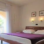 Punta Blava - Beachfront Family With Sea View - No Pets Allowed Appartement