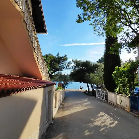 شقة Punta Blava - Beachfront Family With Sea View - No Pets Allowed أوبروفاتش