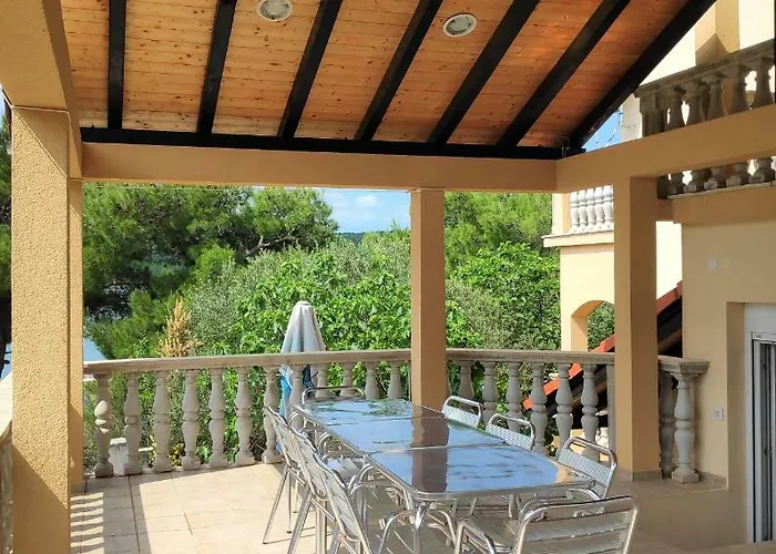 Villa Punta Blava - Beachfront Family Villa With Sea View - No Pets Allowed אוברובץ